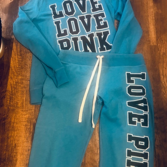 💙VINTAGE VS PINK Hoodie and Sweatpants Set💙 - Picture 4 of 4